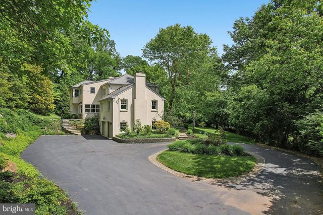 124 LADDERBACK LN, Devon, PA 19333