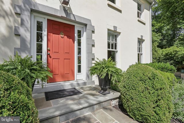 124 LADDERBACK LN, Devon, PA 19333