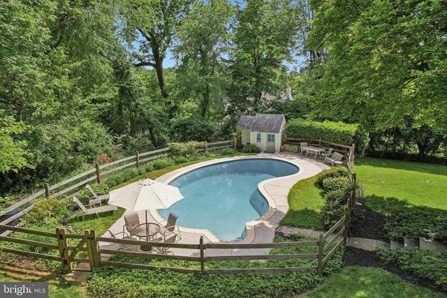 124 LADDERBACK LN, Devon, PA 19333