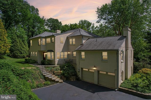 124 LADDERBACK LN, Devon, PA 19333