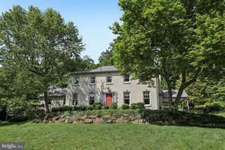 124 LADDERBACK LN, Devon, PA 19333