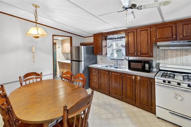 14395 NE 50TH PLACE, Williston, FL 32696