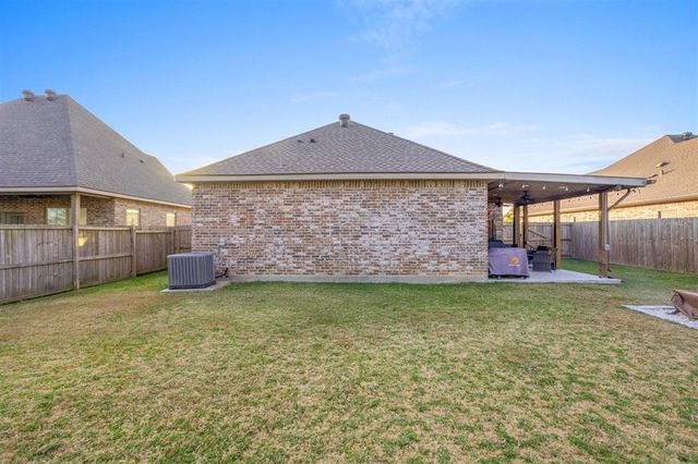 2484 Duplechin Lane, Lake Charles, LA 70611