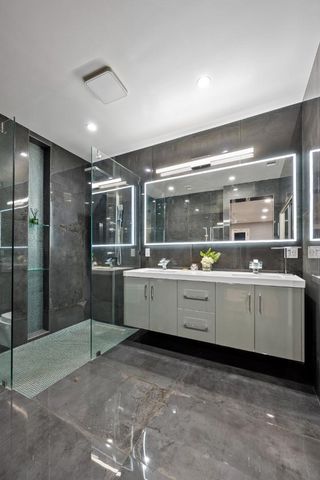 2372 Donner Pass Avenue, Sacramento, CA 95835