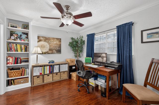 1907 Wes Hardin Circle, Bonham, TX 75418
