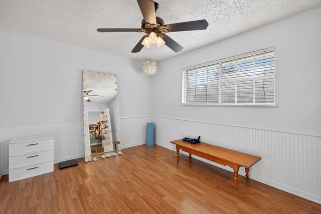1907 Wes Hardin Circle, Bonham, TX 75418