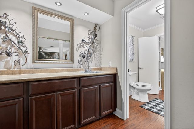1907 Wes Hardin Circle, Bonham, TX 75418