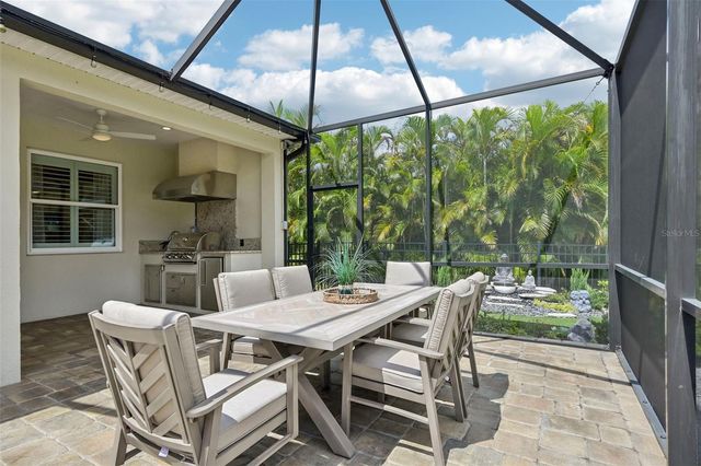 825 HIMALAYAN RUN, Bradenton, FL 34212