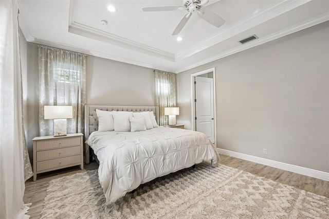 825 HIMALAYAN RUN, Bradenton, FL 34212