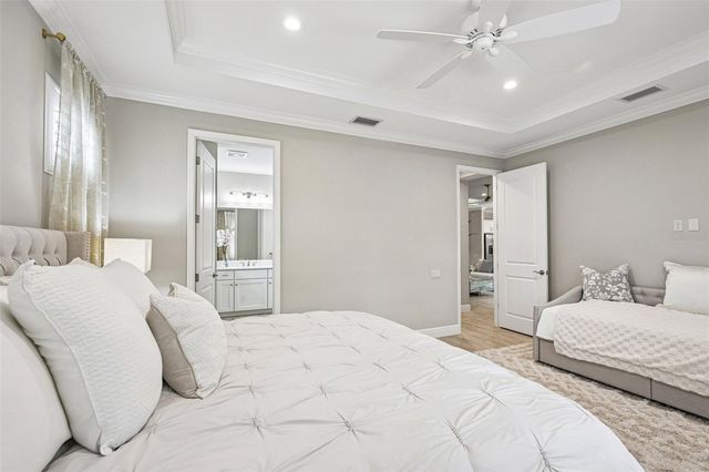 825 HIMALAYAN RUN, Bradenton, FL 34212