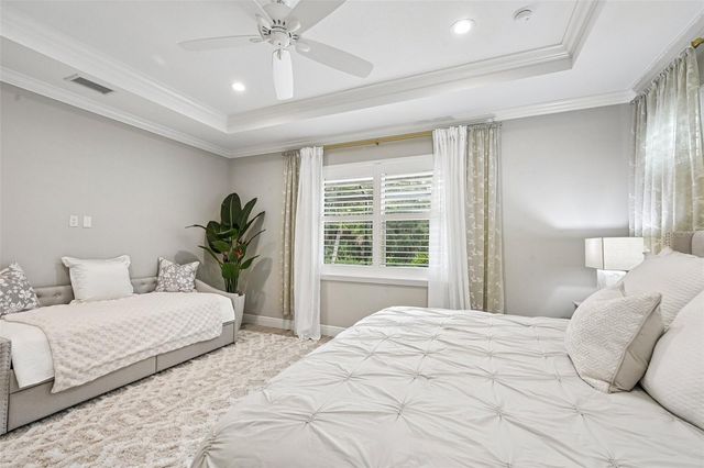 825 HIMALAYAN RUN, Bradenton, FL 34212