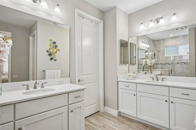 825 HIMALAYAN RUN, Bradenton, FL 34212