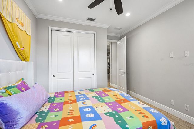 825 HIMALAYAN RUN, Bradenton, FL 34212
