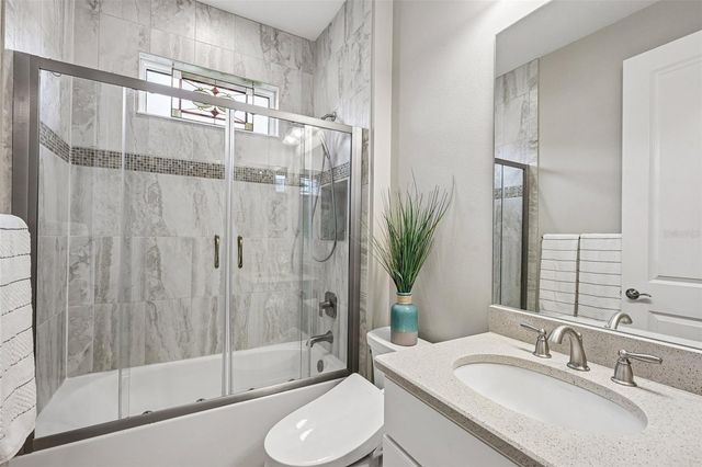 825 HIMALAYAN RUN, Bradenton, FL 34212
