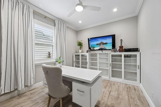 825 HIMALAYAN RUN, Bradenton, FL 34212