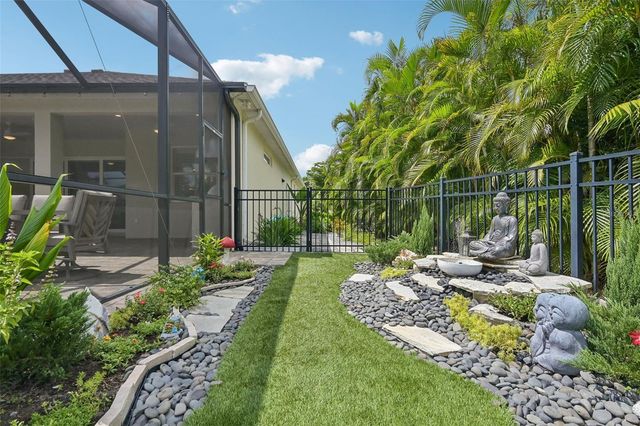 825 HIMALAYAN RUN, Bradenton, FL 34212