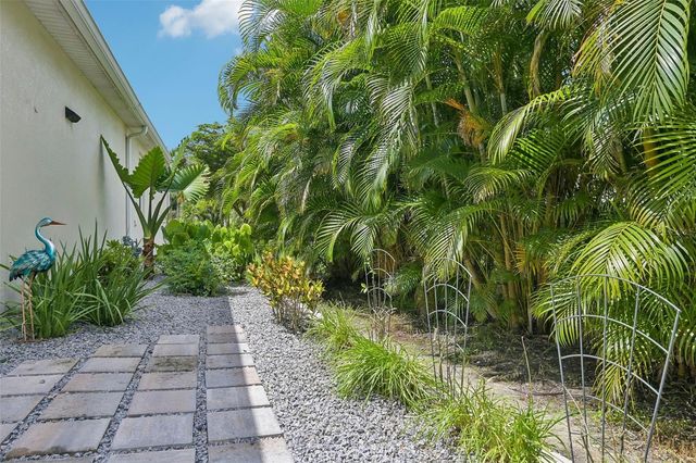 825 HIMALAYAN RUN, Bradenton, FL 34212