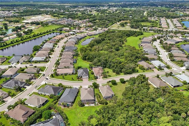 825 HIMALAYAN RUN, Bradenton, FL 34212
