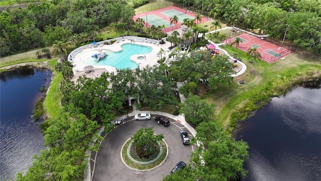 825 HIMALAYAN RUN, Bradenton, FL 34212