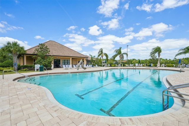 825 HIMALAYAN RUN, Bradenton, FL 34212