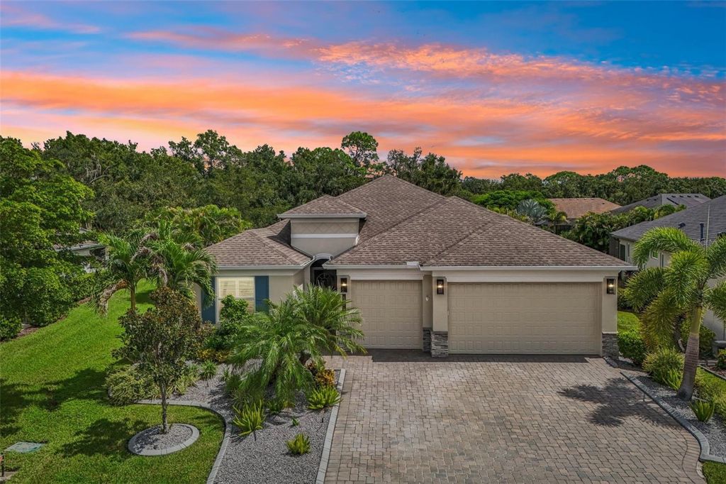 825 HIMALAYAN RUN, Bradenton, FL 34212