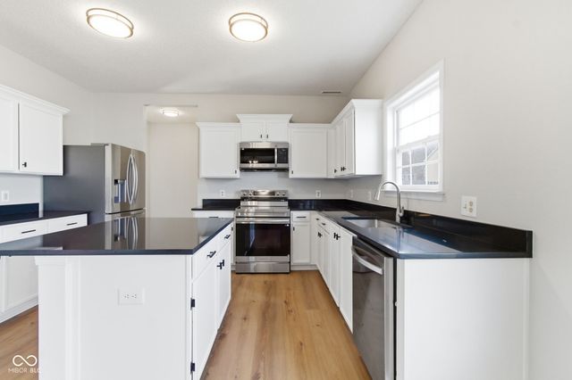 6541 Westland Drive, Brownsburg, IN 46112