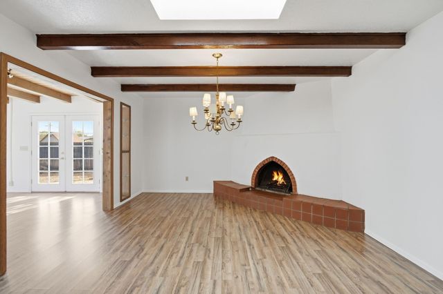 2634 Oro Vista Road NW, Albuquerque, NM 87107