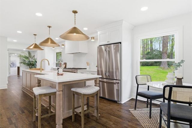 3829 Fox Hills Drive SE, Marietta, GA 30067