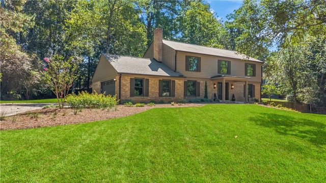 3829 Fox Hills Drive SE, Marietta, GA 30067