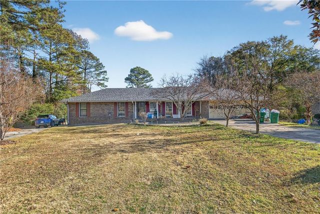 6728 Angels Lane, Tucker, GA 30084