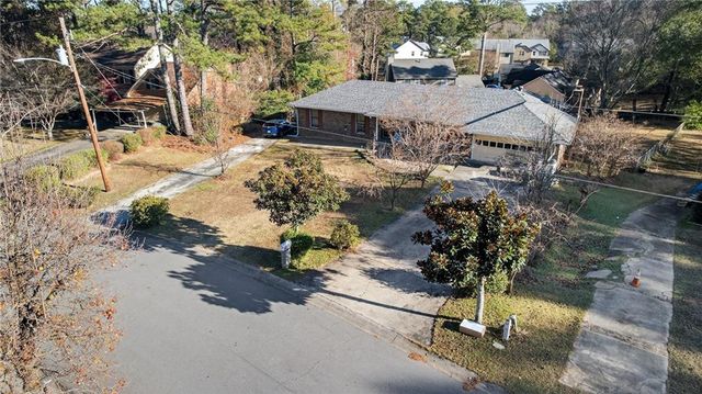 6728 Angels Lane, Tucker, GA 30084