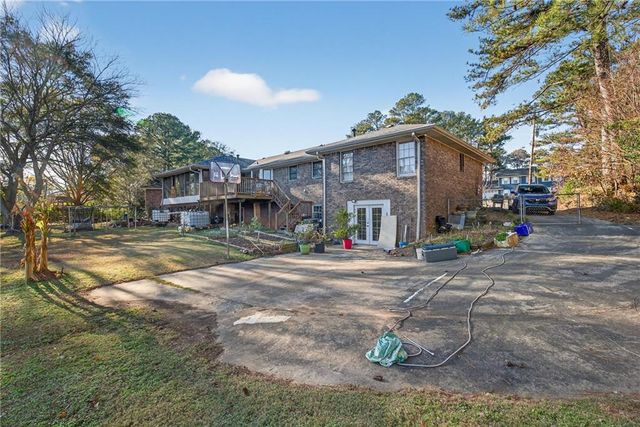 6728 Angels Lane, Tucker, GA 30084