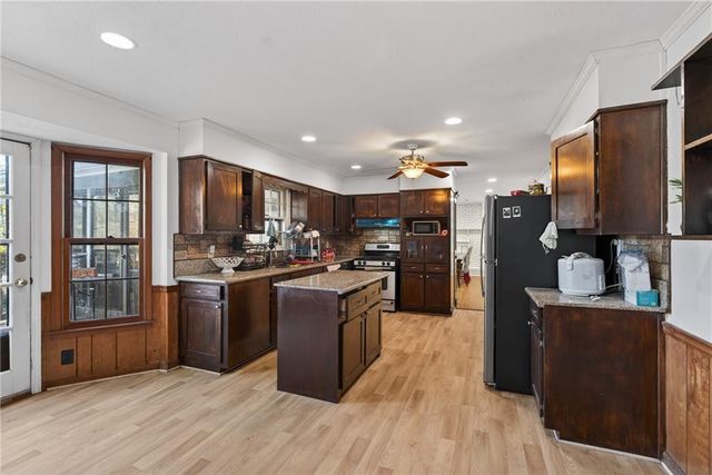 6728 Angels Lane, Tucker, GA 30084