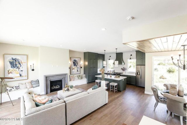 372 W Ascent Drive, Hideout, UT 84036