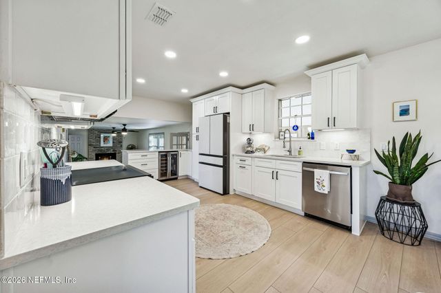 13934 SHIPWRECK Circle N, Jacksonville, FL 32224