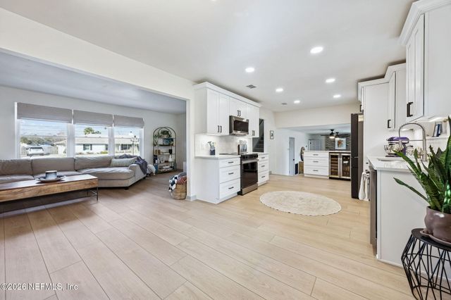 13934 SHIPWRECK Circle N, Jacksonville, FL 32224