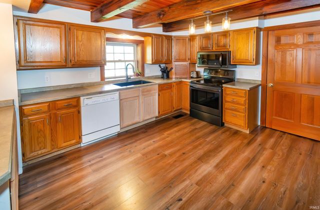 15900 Volkman Road, Evansville, IN 47725