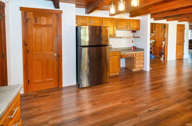 15900 Volkman Road, Evansville, IN 47725