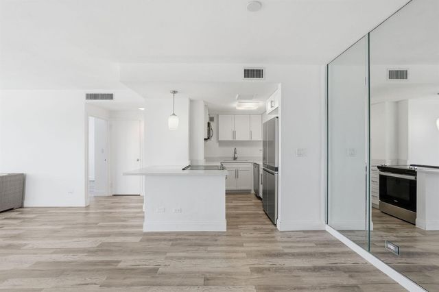 2800 N Flagler Drive 410, West Palm Beach, FL 33407