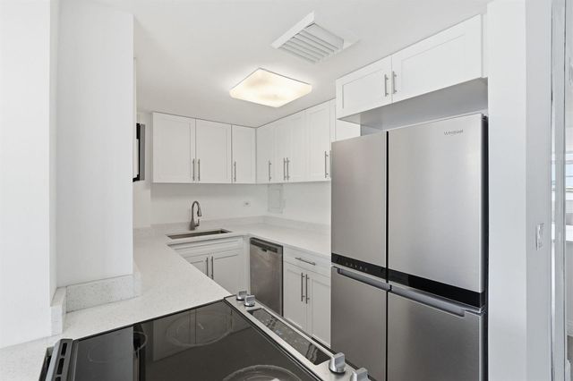 2800 N Flagler Drive 410, West Palm Beach, FL 33407