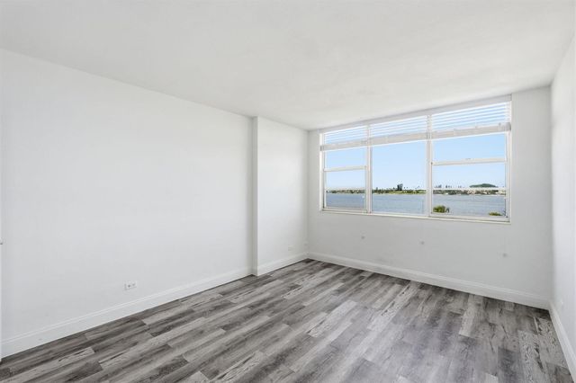 2800 N Flagler Drive 410, West Palm Beach, FL 33407