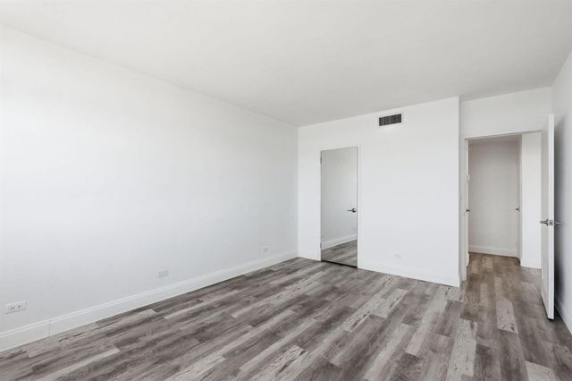 2800 N Flagler Drive 410, West Palm Beach, FL 33407