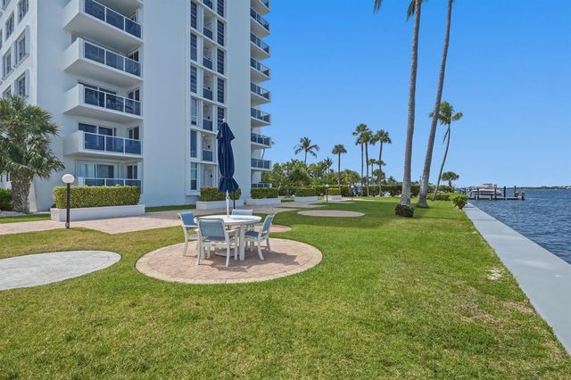 2800 N Flagler Drive 410, West Palm Beach, FL 33407