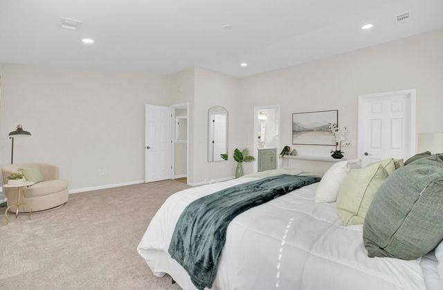 203 Aztec Court, Summerville, SC 29483