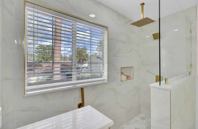 203 Aztec Court, Summerville, SC 29483