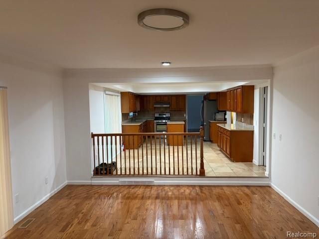 1614 Caliper Drive, Troy, MI 48084