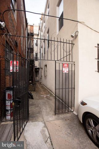 2008 CHESTNUT ST, Philadelphia, PA 19103