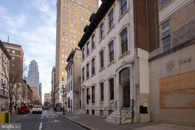 2008 CHESTNUT ST, Philadelphia, PA 19103