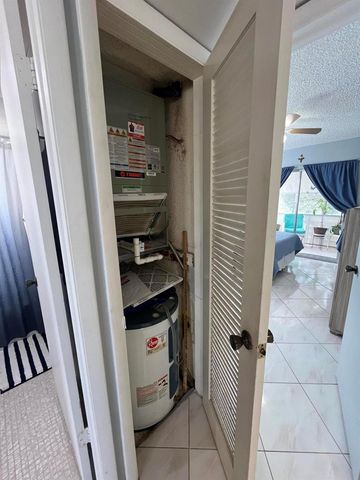 897 Flanders S 897, Delray Beach, FL 33484