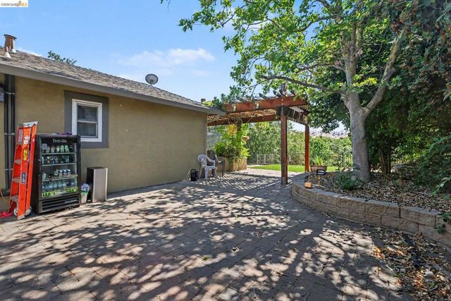 4161 S Royal Links Cir, Antioch, CA 94509